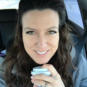 Meet your Posher, Suzanne